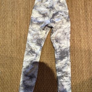 Lululemon wunder under leggings